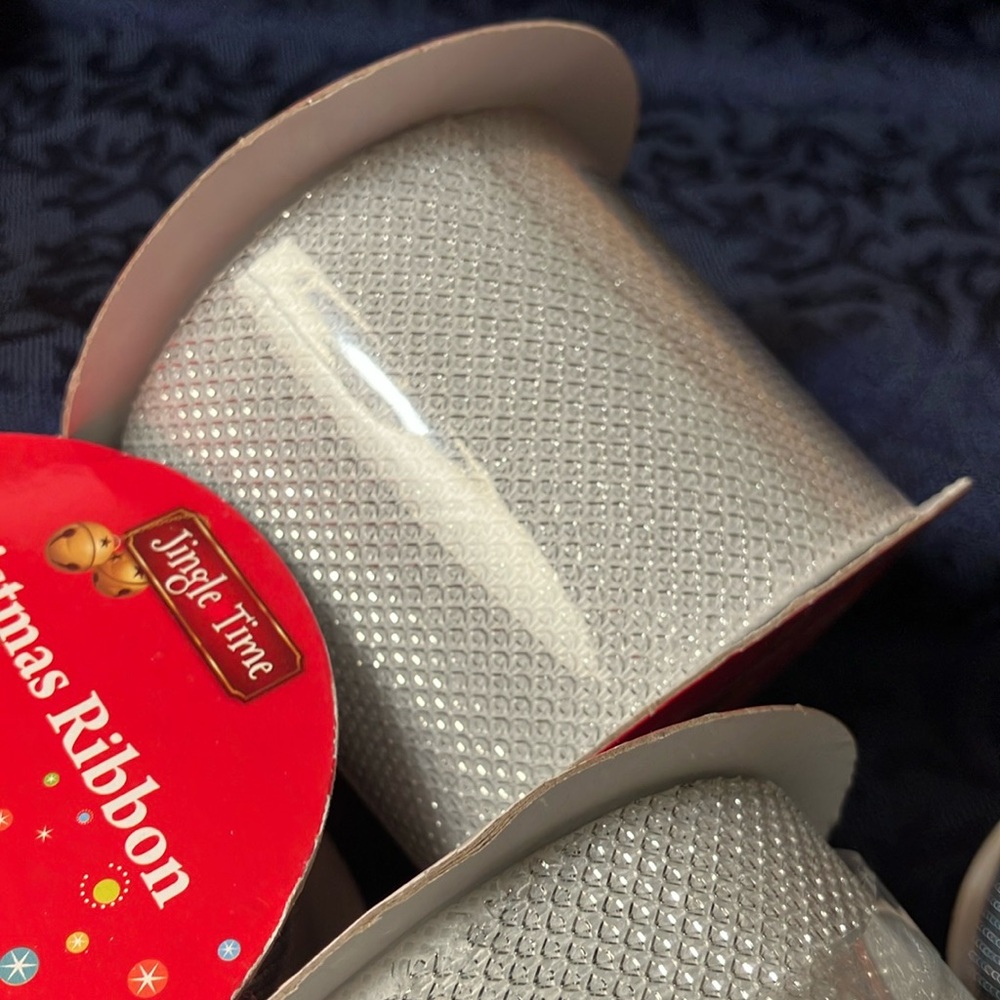 White Christmas Ribbon Set - Picture 2 of 5